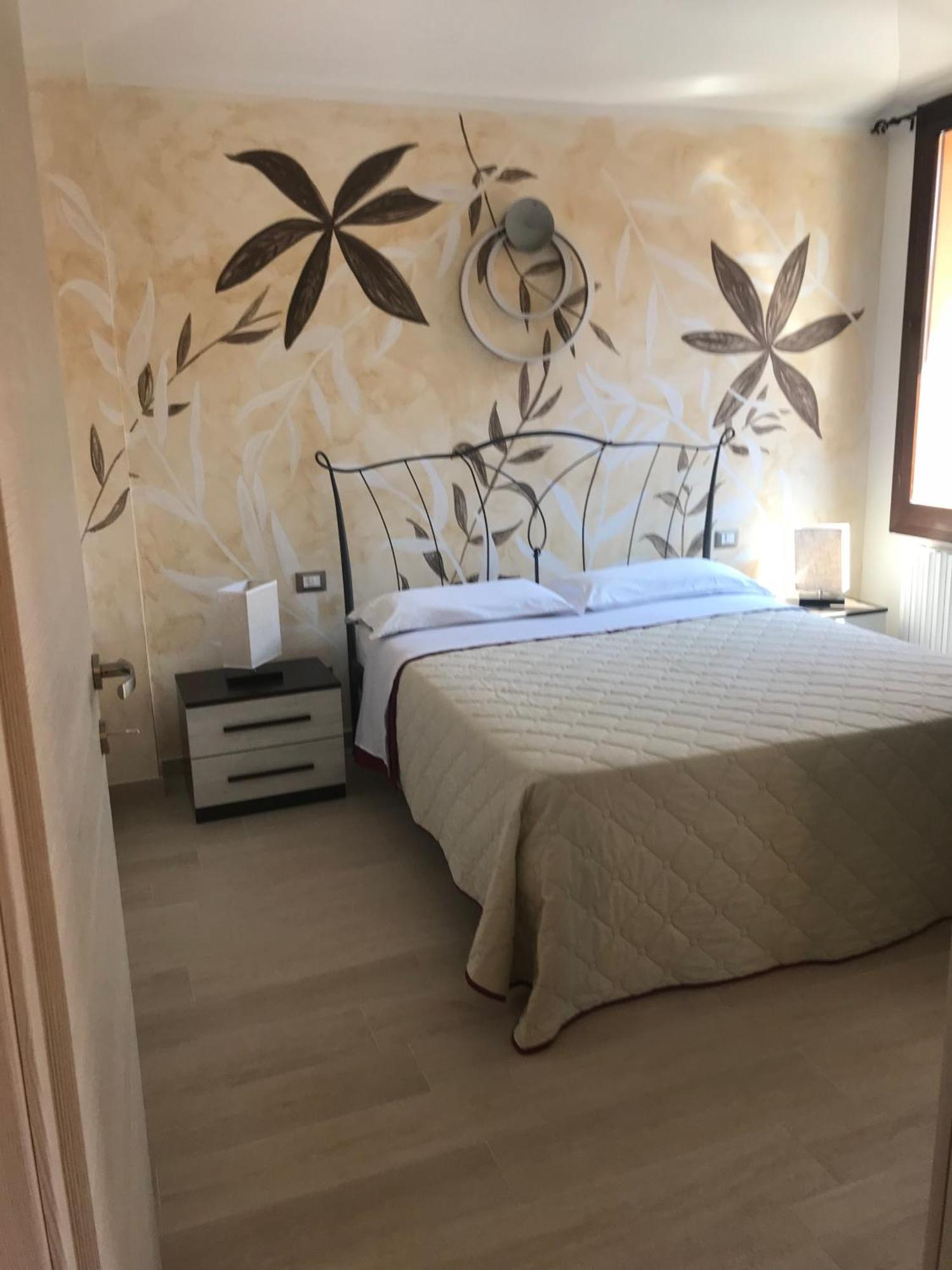 Appartamento Elios Bolonia Exterior foto